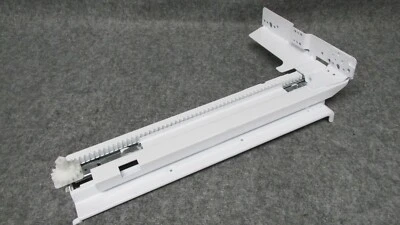 5098JJ1002G LG KENMORE REFRIGERADOR CONGELADOR PUERTA RIEL LADO IZQUIERDO Foto 1 de 2