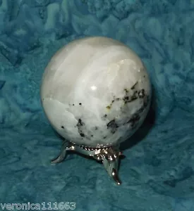 Sfera pietra di luna arcobaleno supporto argento NUOVO 50,33 mm 6,5 oz illuminazione spirituale - Foto 1 di 6