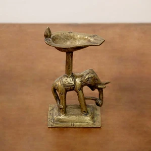 Antique Oil Lamp Small Diya Elephant Statue Vintage Rare Collectible Decor Art - Picture 1 of 5