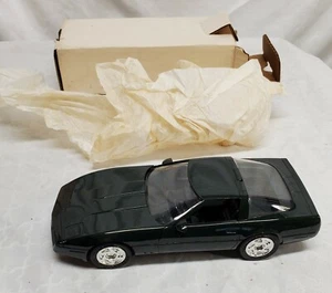 (1) NIB ERTL / AMT 1990 Corvette ZR1 - Polo Green - #6934 -Dealer Promo -1/25th - Picture 1 of 9