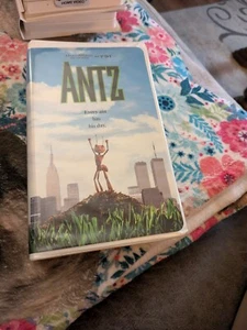 Antz - Picture 1 of 3