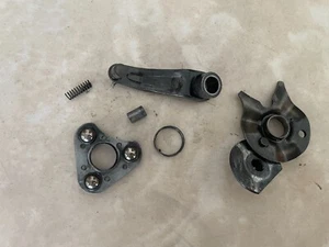 Lote 184-2, 1983 Honda ATC70 embrague embrague piezas liberación - Imagen 1 de 2