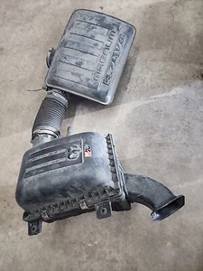 COMPLETE 04 05 Dodge Ram 1500 Air Box Intake Resonator 53032048AC 4.7 Magnum V8 - Picture 1 of 5