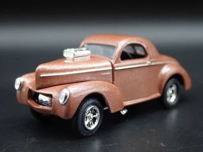 1941 41 Willys Coupé Gasser Nhra Raro 1:64 Scala da Collezione Modellino Auto - Immagine 1 di 4