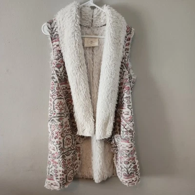 Hei Hei Anthropologie Womens Vest Pattern Faux Fur Size S/M  - Image 1 of 4