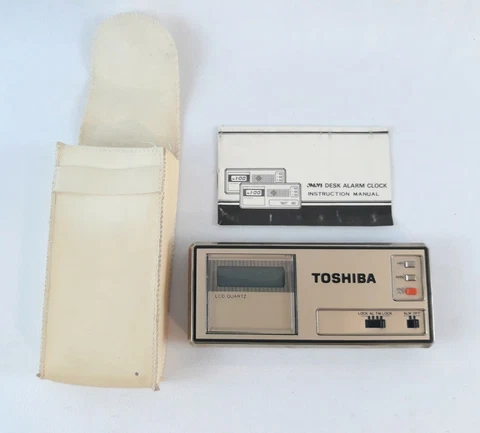 Vintage Clock Toshiba LCD Quartz With Case Alarm Travel Working Cover