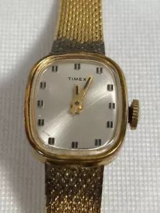 Vintage Timex Ladies Gold Tone Wind Up Watch, Women's Timex Wrist Watch - Picture 1 of 9
