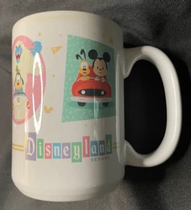 Taza Disneyland Resort Parques Disney Auténtica Original Jerrod Maruyama Rides - Imagen 1 de 5