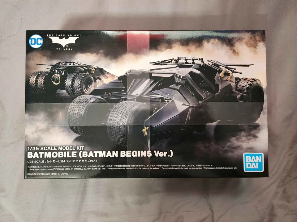 BANDAI Batmobile Tumbler Batman Begins Ver 1/35 Model Kit Batman Trilogy DC - Image 1 of 1