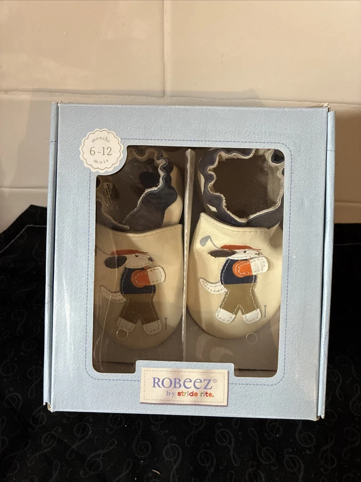 Robeez Soft Soles Hole in One Beagle (NEW) 6-12 Months - Image 1 of 4