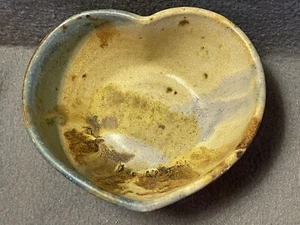 Steven Ayers Studio Kunstkeramik herzförmige kleine Schüssel 5" breit 2+" hoch undatiert - Bild 1 von 16