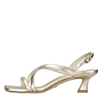 OASIS 50 GLINGBCK SAN Sandali STUART WEITZMAN Donna Oro Amu013_stua - Immagine 1 di 4