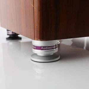 4PCS Aluminum Alloy Isolation HIFI Speaker Shockproof Spike Stand Feet Pad Base - Afbeelding 1 van 11