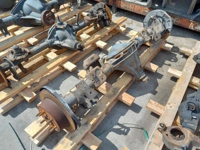 CADILLAC ESCALADE ESV 2015-2016 REAR AXLE 3.42 RATIO 6.2L 1535799 - Image 1 of 4