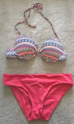 Top de Bikini Victorias Secret 34C Halter Azteca Tribal Rosa Hipster Parte Inferior Talla L Foto 1 de 4