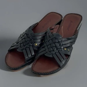 Auditions Black Leather Woven Strappy Cushioned Comfort Slip On Sandals Sz 9S - Picture 1 of 8