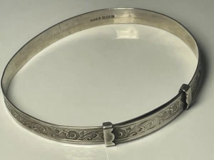 Vintage 1956 sterling silver '925' engraved bangle bracelet 8.46g hallmarked - Picture 1 of 18