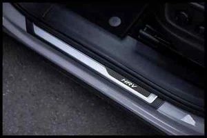 Fit Honda HR-V Chrome/Carbon Door Sill Scratch Protector Stainless Steell 4pc - Bild 1 von 4