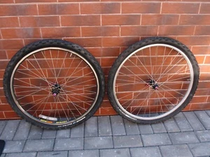 Ruote 26 pollici Mavic 230 SBP Mavic 117 SUB Shimano Deore LX FH-M563 HB-M563 - Foto 1 di 18