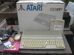 Vintage Atari 520 STE Computer ~ Boxed, Manual, Joystick etc ...... - Bild 1 von 15