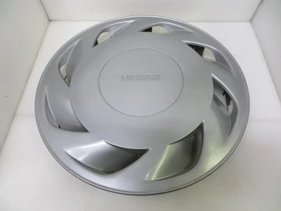NISSAN 240SX 1989-1994 15" 8 SLOT SILVER WHEEL COVER / HUBCAP - 1 - 53027 - OEM Foto 1 de 4