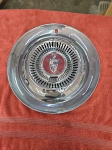 OEM 1954 1955 Lincoln 15 Inch Hubcap Wheel Cover - Picture 1 of 4