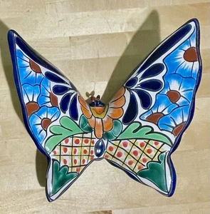 BEAUTIFUL CERAMIC BUTTERFLY - MADE IN MEXICO - TRADITIONAL MEXICAN POTTERY! - Picture 1 of 6
