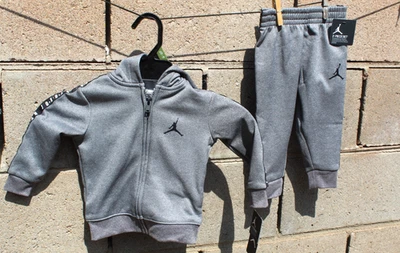 Nike Air Jordan Conjunto de Chándal 9, 12 Meses Gris Negro Jogger Halloween OFERTA Nuevo Foto 1 de 4