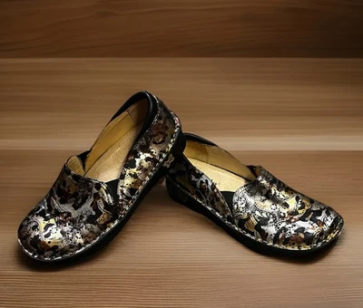 ALEGRIA | Zuecos Debra Metálicos Sin Cordones Cómodos Cachemira, Mujer Talla 9 (EU 39) Foto 1 de 4