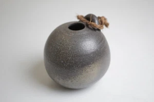 Jarrón colgante de pared Kakebana de cerámica de Japón Ikebana de Japón - Imagen 1 de 12