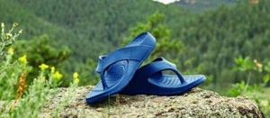 NUUSOL CASCADE Flip Flops "Made in America" blaue Federn Herren 13 kostenloser Versand - Bild 1 von 3