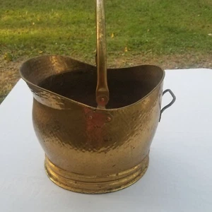Vintage Antique Hammered Brass Coal Scuttle Ash Bucket w/Handle Lombard England - Picture 1 of 18