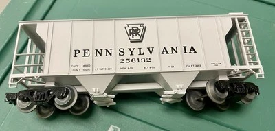 Weaver O Scale Pennsylvania RR Covered Hopper Car-1993 - Image 1 of 4