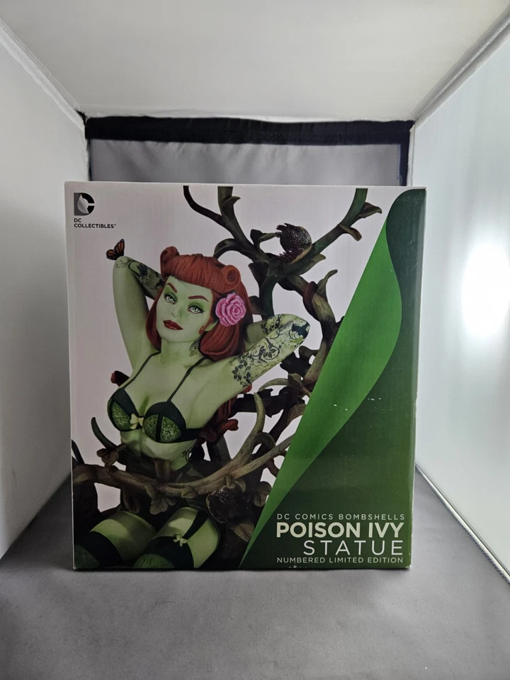 Bombshells Hiedra Venenosa Estatua 1ª Edición DC Coleccionables Joker Batman Foto 1 de 1