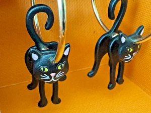 Pendientes gato Halloween. Aros dorado con gatos 3D. - Imagen 1 de 7