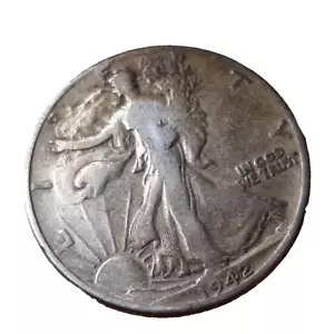 Moneda de plata Walking Liberty de medio dólar de 1/2 1942 P Philadelphia Mint 50C KM#142 - Imagen 1 de 15