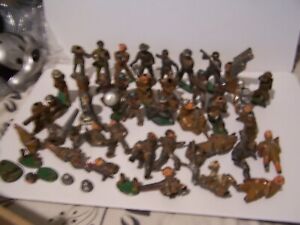 40 VINTAGE 1940’s MANOIL SOLDIERS LOT BARCLAY ? MANY WITH BATTLE DAMAGE METAL