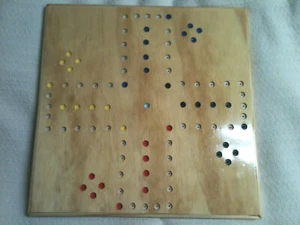 Fast Track Board Neu 14 1/2 x 14 1/2 4 Spieler mit Stiften, Karten und Anleitung - Bild 1 von 1