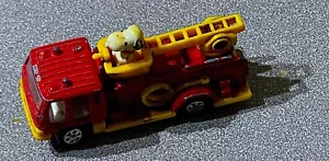 Camión de Bomberos Aviva Snoopy Ladder #01 Charlie Brown Diecast Peanuts Púrpura De Colección - Imagen 1 de 3