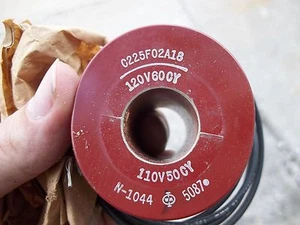 ITT SOLENOID COIL C225F02A18 120V 60CY 110V 50CY CLASS F N-1044 (174-2) - Picture 1 of 2