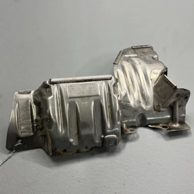 VOLKSWAGEN JETTA GLI 2019-2021 2,0 L TURBOCOMPRESOR PLACA DE CUBIERTA ESCUDO TÉRMICO OEM Foto 1 de 4