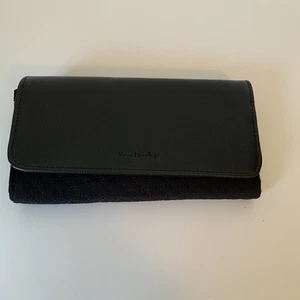 Vera Bradley schwarze Leder- und gesteppte RFID-Geldbörse mit Doppelfaltung und Druckknopf Blumenfutter - Bild 1 von 11