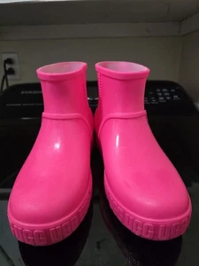 New Ugg Drizlita Pink Waterproof Rain Boots Size 4 - Picture 1 of 9