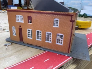 ho scale train depot, commercial bank building kitbash, track switches, more - Picture 1 of 24