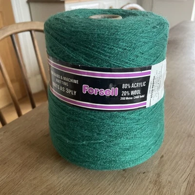 Sirocco Forsell Green Knitting 400g Cone 3 Ply 80% A/20% Wool - Image 1 of 4