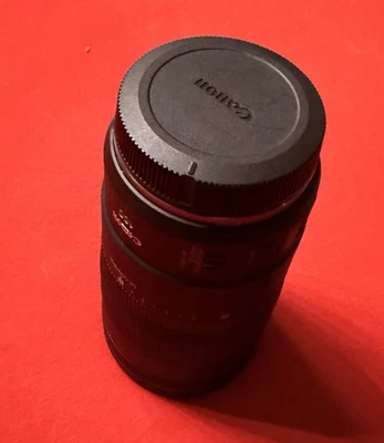 Canon RF 100mm f/2.8 L Macro Is USM - Makroobjektiv - Bild 1 von 4