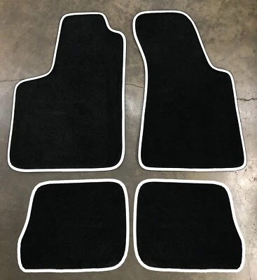 Alfombrillas de felpa negras personalizadas Bentley Flying Spur 05-18 color de bordes personalizados Foto 1 de 4