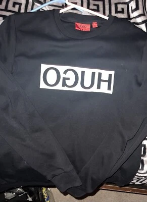 Suéter Hugo preto manga longa 100% autêntico  - Imagem 1 de 4