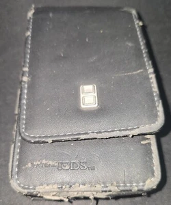 Estuche de transporte de cuero negro oficial OEM Nintendo 3DS para sistema y 2 juegos usado - Imagen 1 de 4