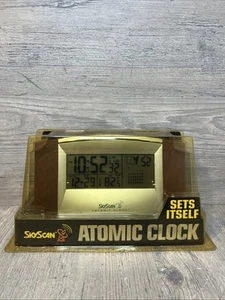 SkyScan Atomic Digital Clock Model With Temperature Sets Itself - Picture 1 of 6